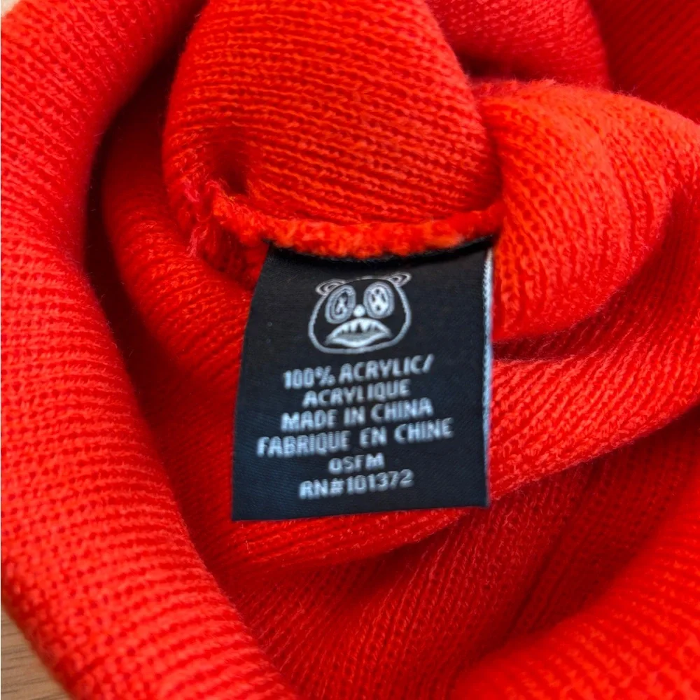 Red‎ Streetwear Bear Graphic Cuffed Beanie Knit Winter Hat OSFM RN101372